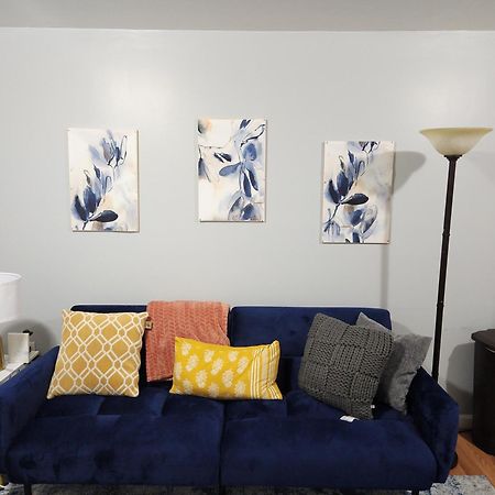 Entire 2-Bed Private Apt - Ewr/Nyc/Outlet Mall Newark Quarto foto